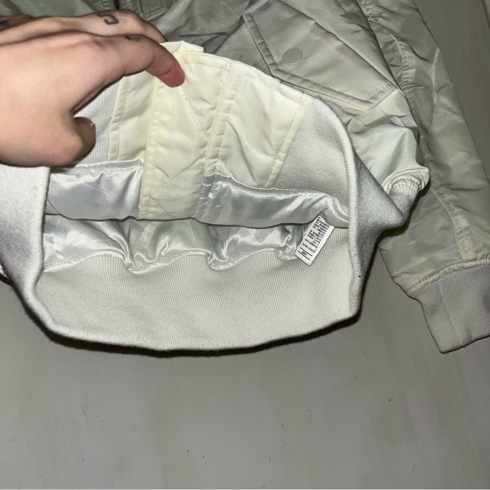 Cream white bomber jacket - Picture 10 of 10